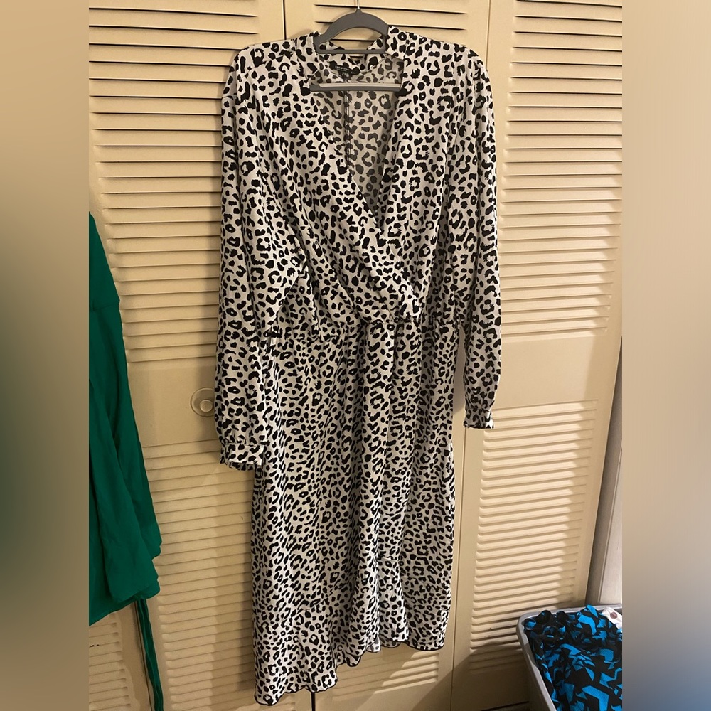 5xl long sleeve Shein Curve leopard print dress